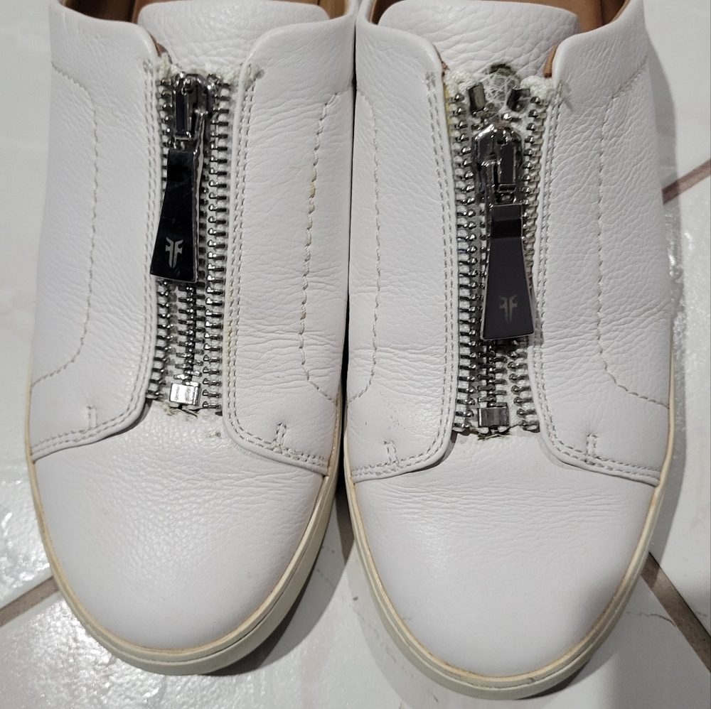 Frye women's slip on white leather clogs